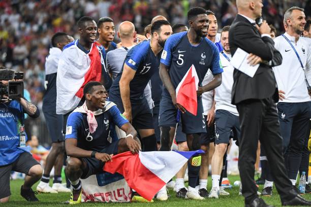 钢铁凝聚力 钢铁凝聚力